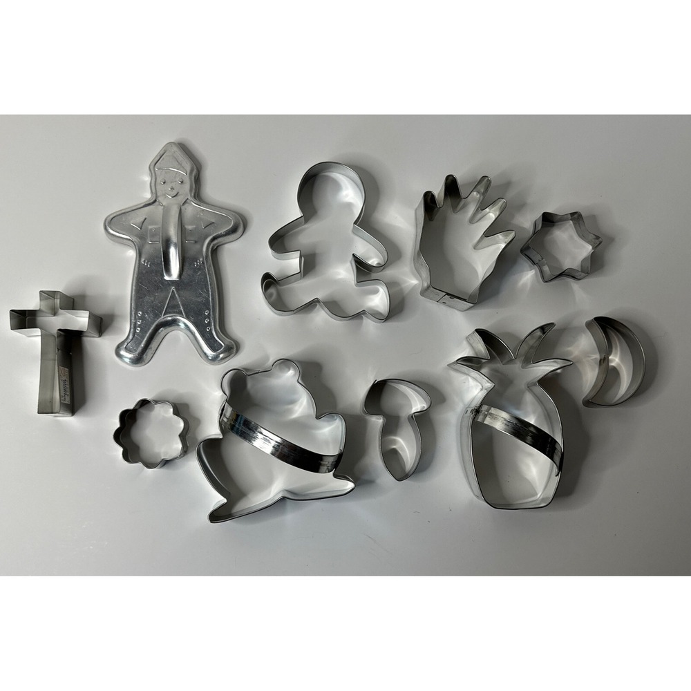 Vintage Tin Aluminum Cookie Cutters‎ Holiday Christmas Frog Pineapple Lot of 10